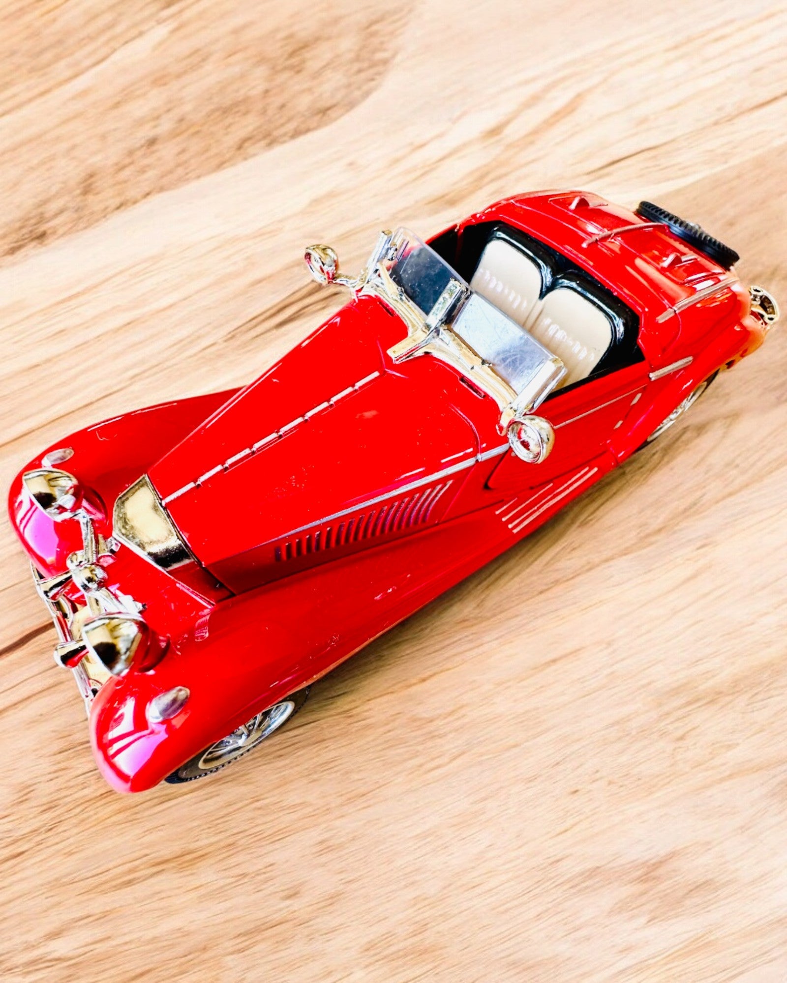 Modello in Miniatura di Auto Classiche Retro - possibilità di personalizzazione per un regalo con incisione, 3 varianti tra cui scegliere