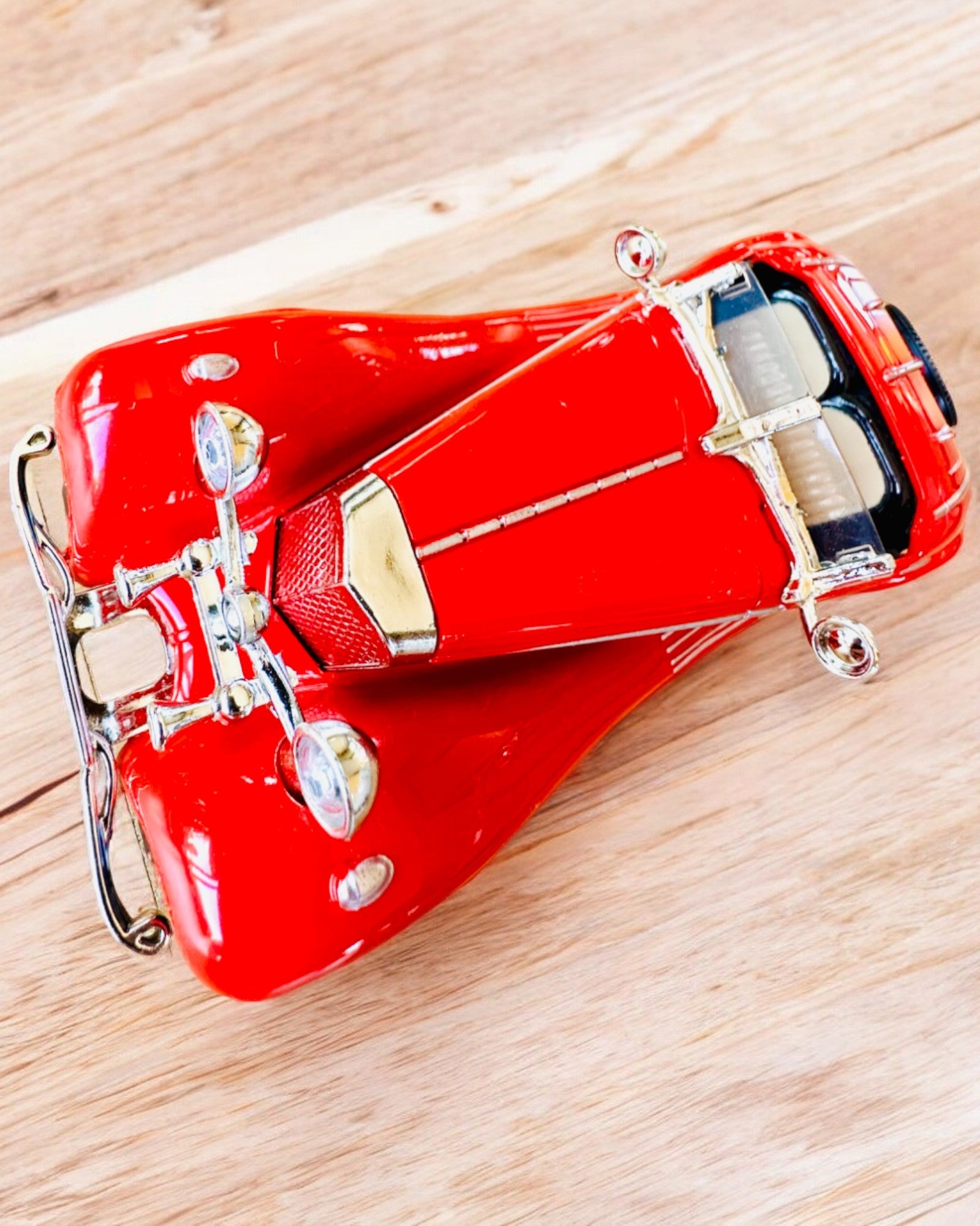 Modello in Miniatura di Auto Classiche Retro - possibilità di personalizzazione per un regalo con incisione, 3 varianti tra cui scegliere