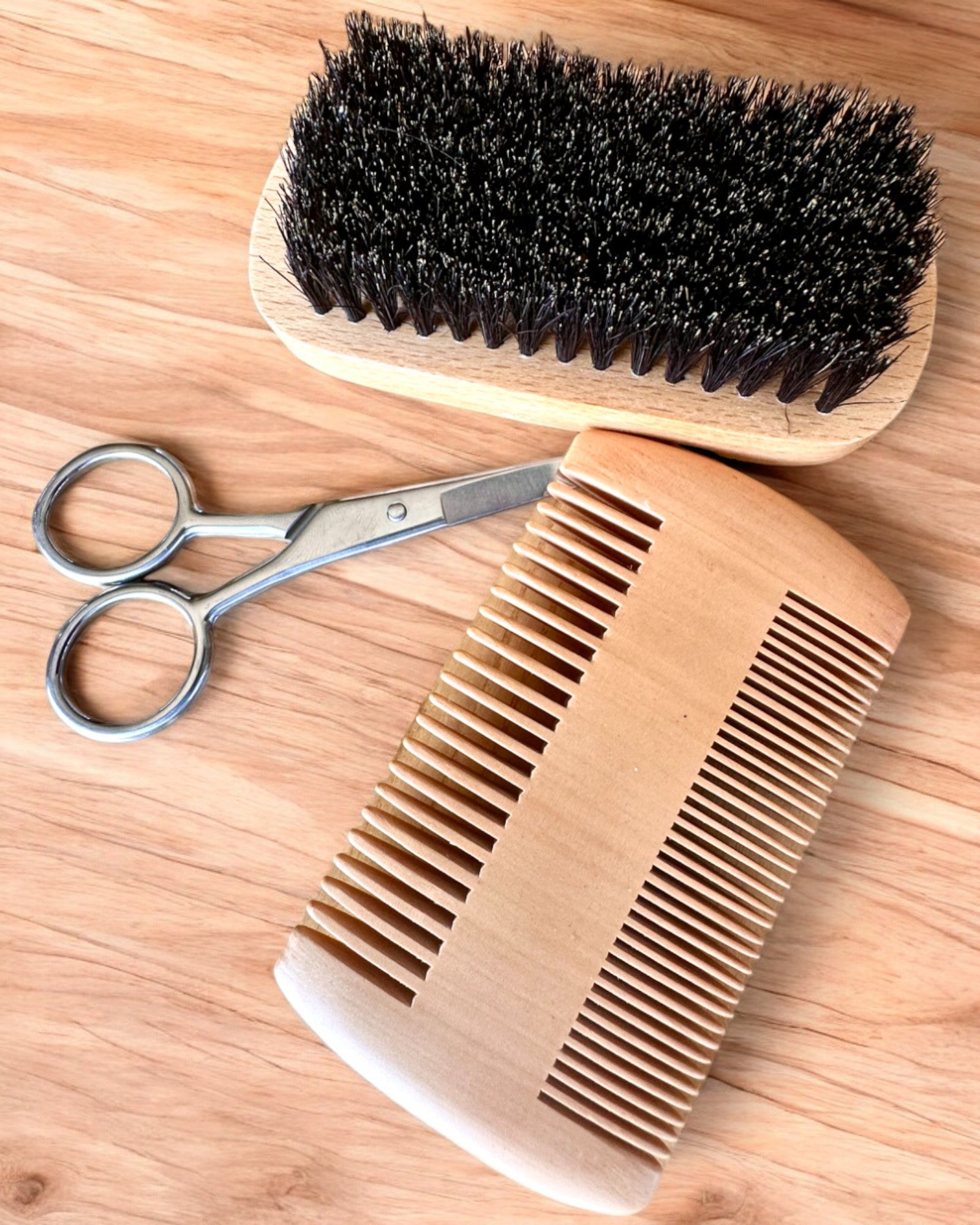 Set di Cura della Barba "BeardMaster", possibilità di personalizzazione con incisione per un regalo