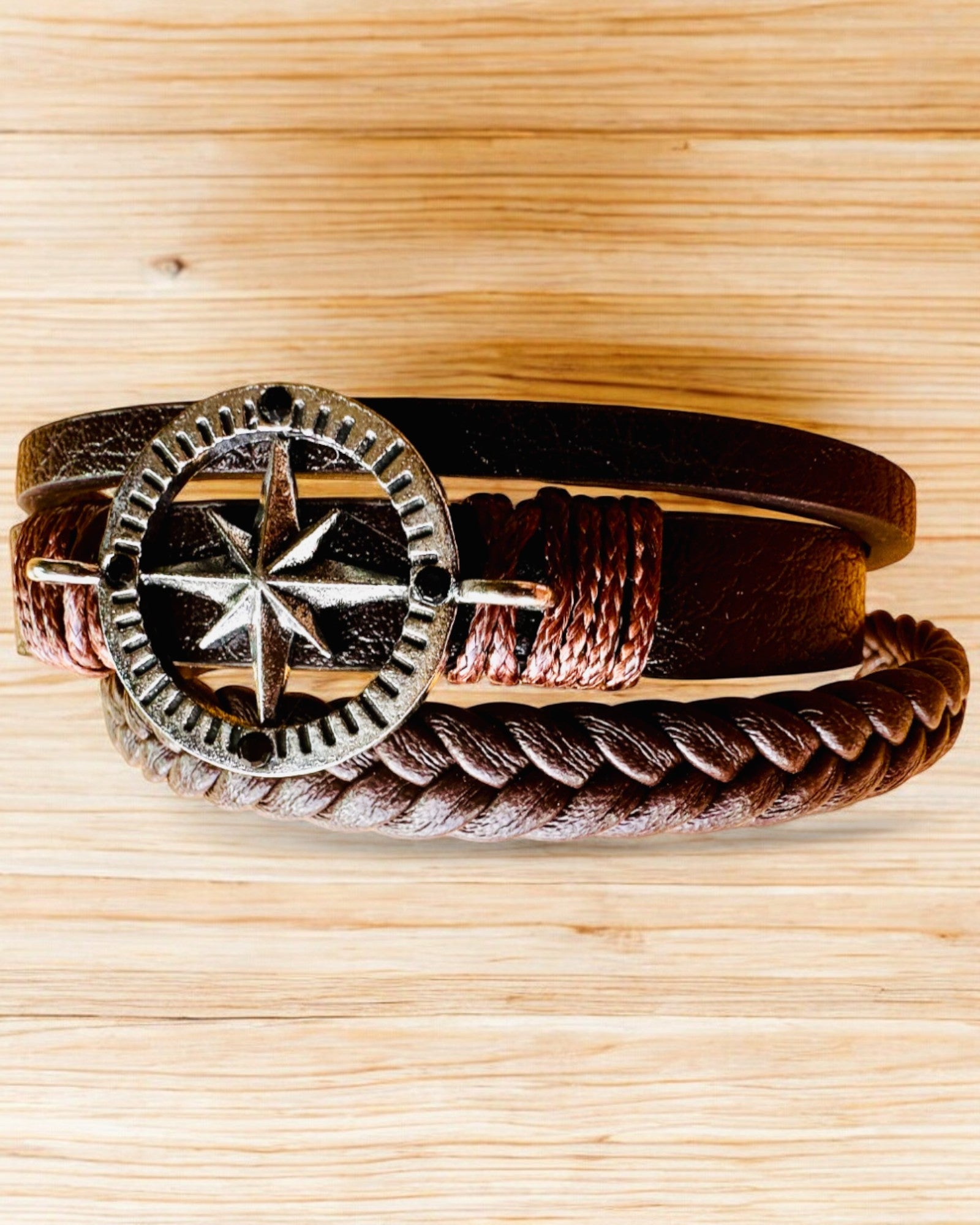 Bracciale "Compass Adventure" - possibilità di personalizzazione con incisione per un regalo, 2 varianti di colore tra cui scegliere