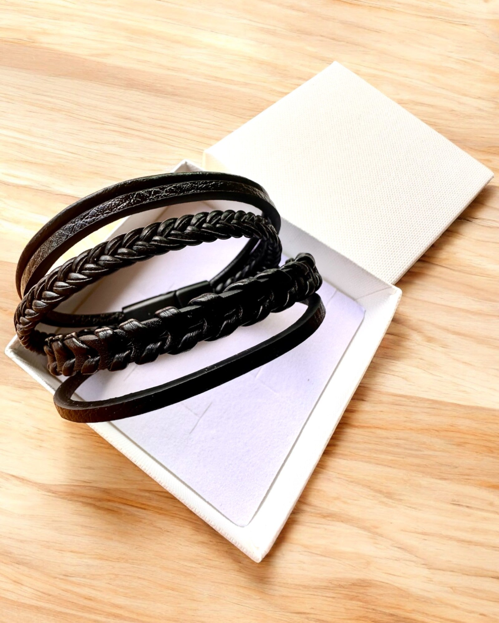 Bracciale "StyleTwist" con personalizzazione incisa