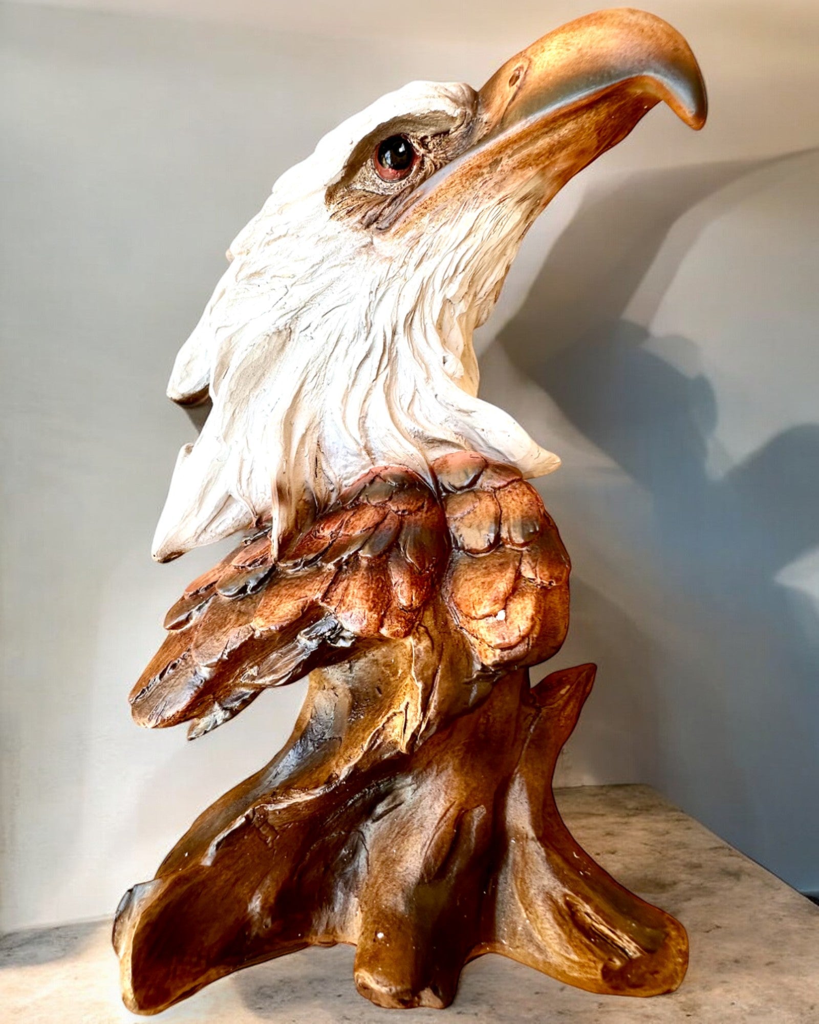 "Aquila della Libertà" - Scultura in Resina con Possibilità di Incisione per Regalo 26,5 cm di altezza