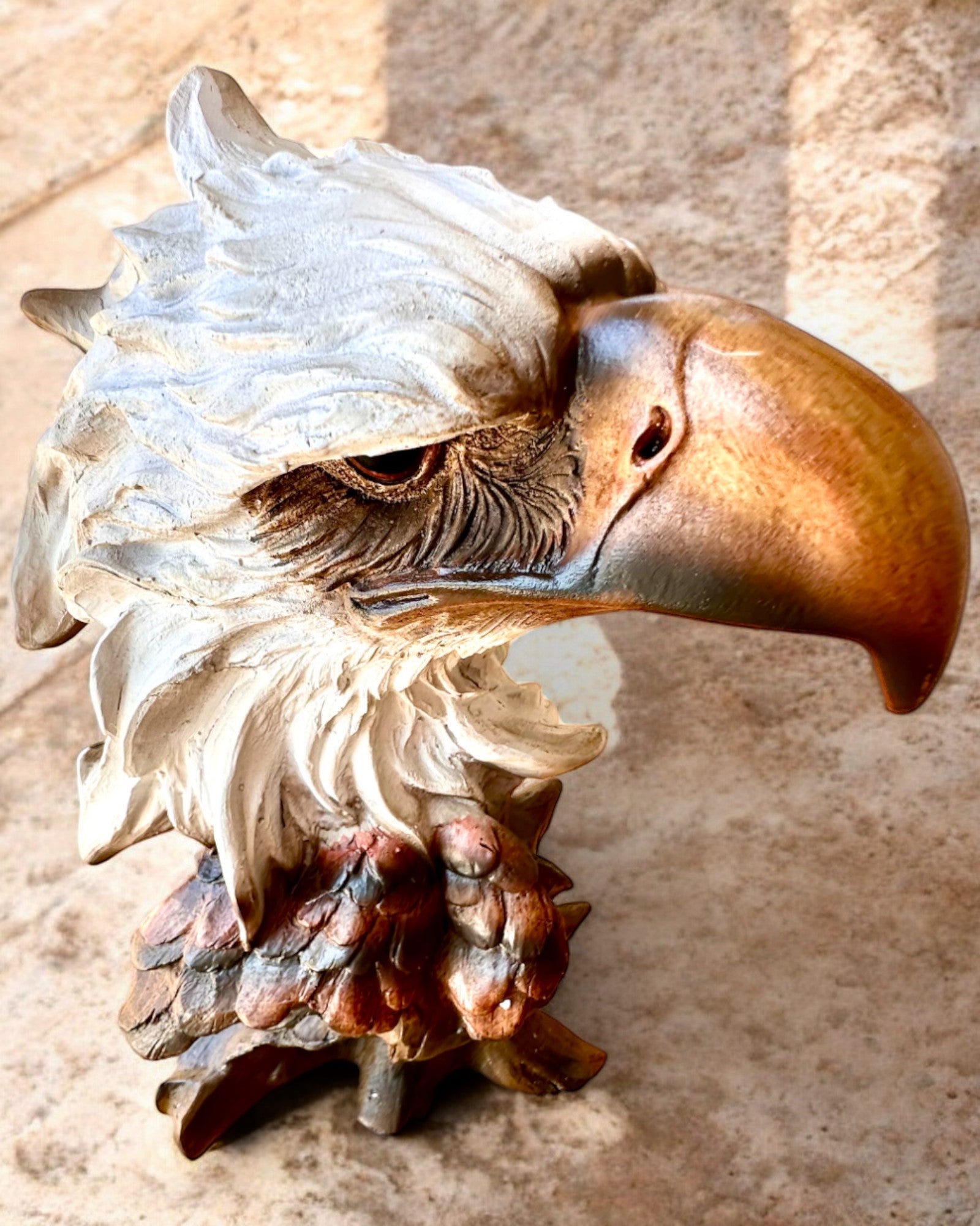 "Aquila della Libertà" - Scultura in Resina con Possibilità di Incisione per Regalo 26,5 cm di altezza