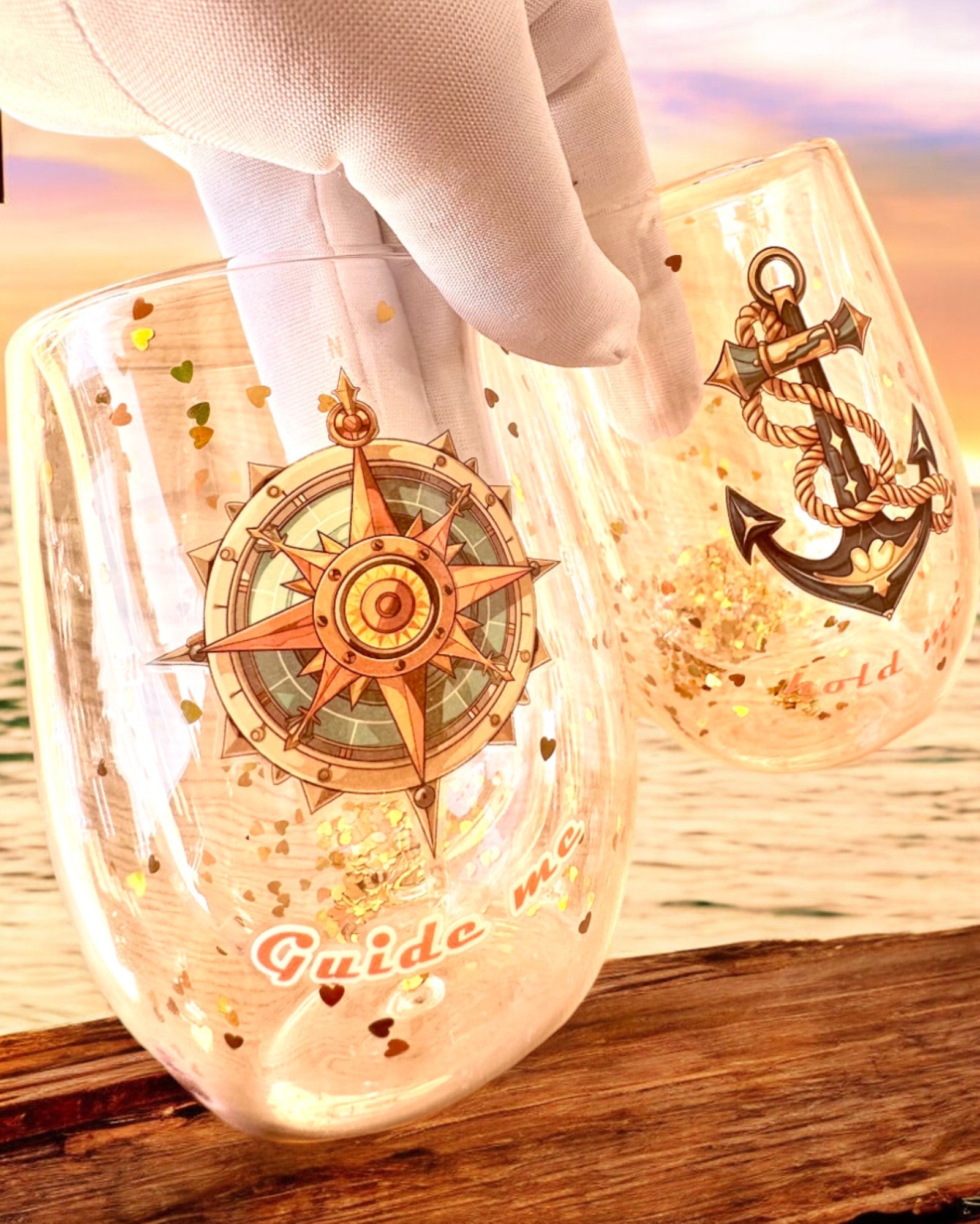 Bicchieri "Nautical Dreams" con doppie pareti e petali d'oro - set da 2 pezzi, capacità 300 ml, possibilità di personalizzazione con incisione.