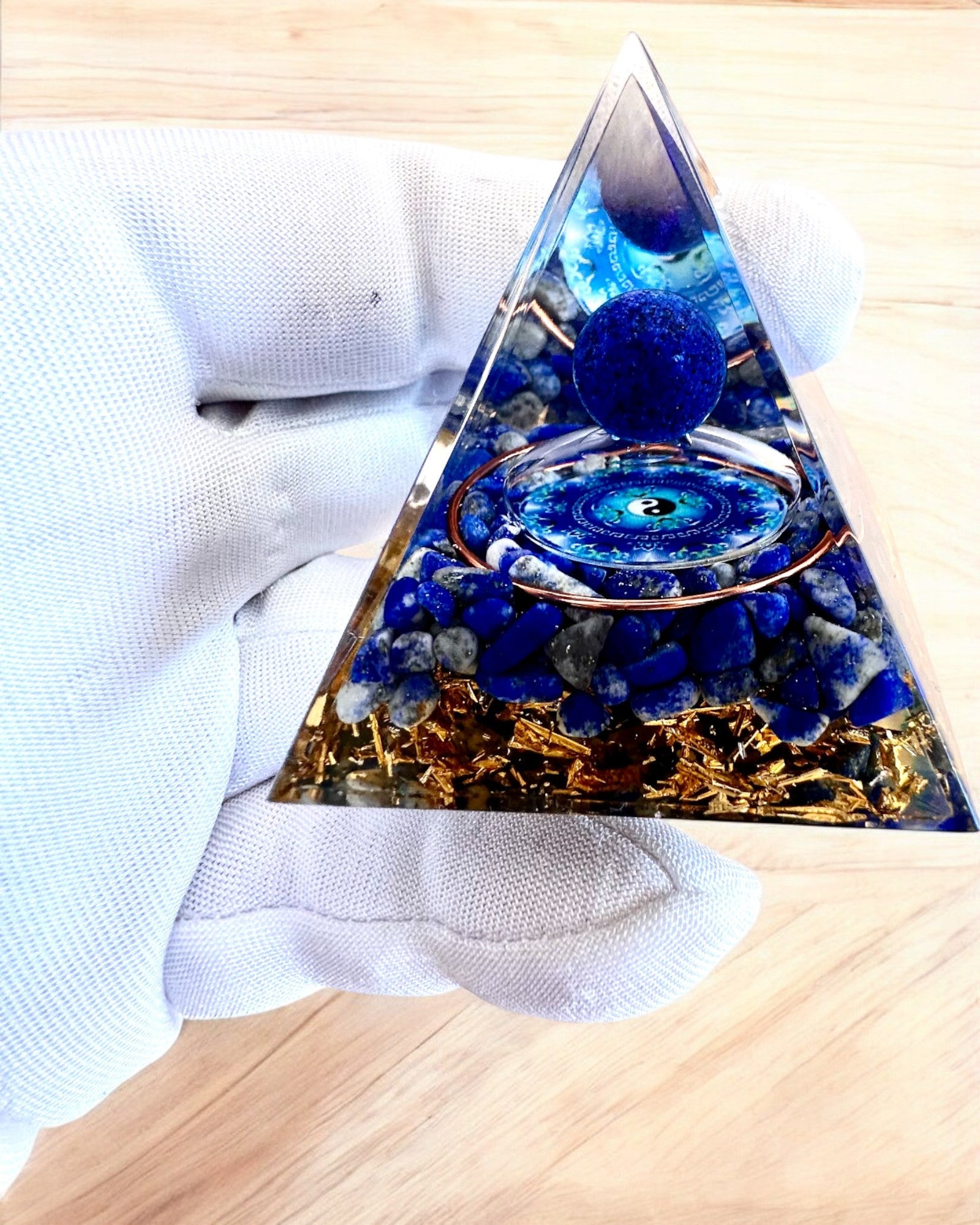 Piramide Energetica orgonitica "Zenith" in Lapis Lazuli, ideale come regalo