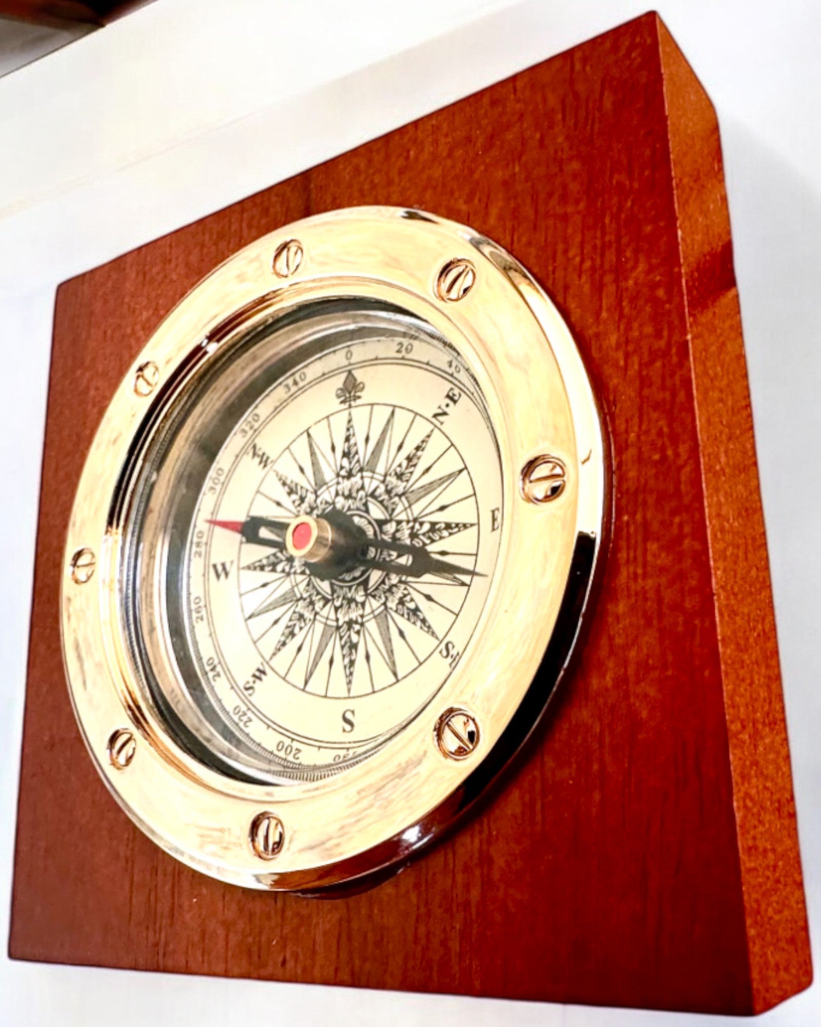 Compasso "Navigator2" - Eleganza Classica in Ottone e Legno, personalizzazione con incisione per un regalo