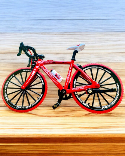 Modello in Metallo Miniaturizzato Bicicletta Rossa "SpeedMaster" personalizzazione con incisione per regalo, 2 varianti di colore