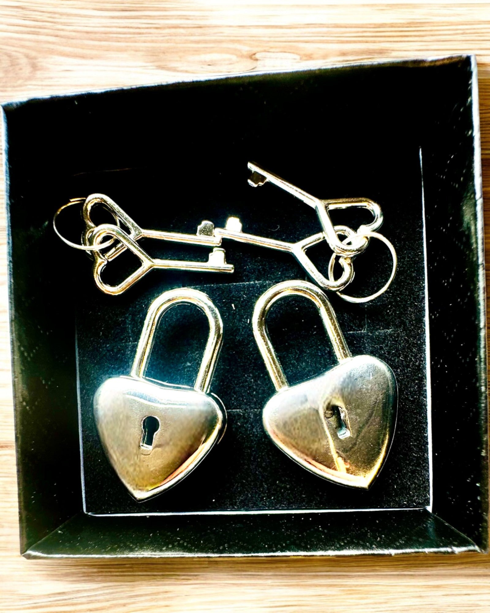 Chiavi dell'Amore - 2 Mini Lucchetti Argento a Forma di Cuore, possibilità di personalizzazione con incisione per regalo