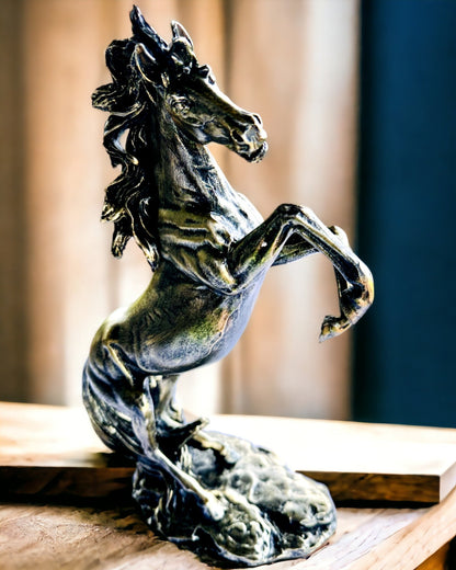 Noblesse - Figurina, Statua di Cavallo in Movimento - possibilità di personalizzazione con incisione per un regalo