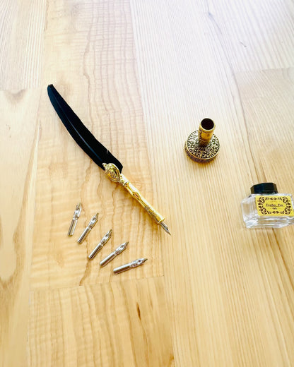 Penna Elegante in Oca con Set di Accessori - Royal Quill, possibilità di personalizzazione con incisione