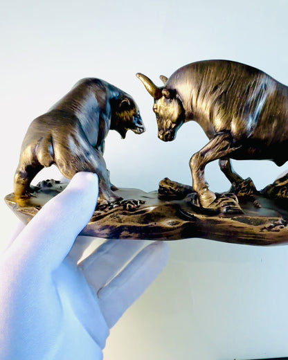 Scultura "Due rivali" - Toro e Orso - Simbologia del Mercato Finanziario, Possibilità di Incisione - colore Rame